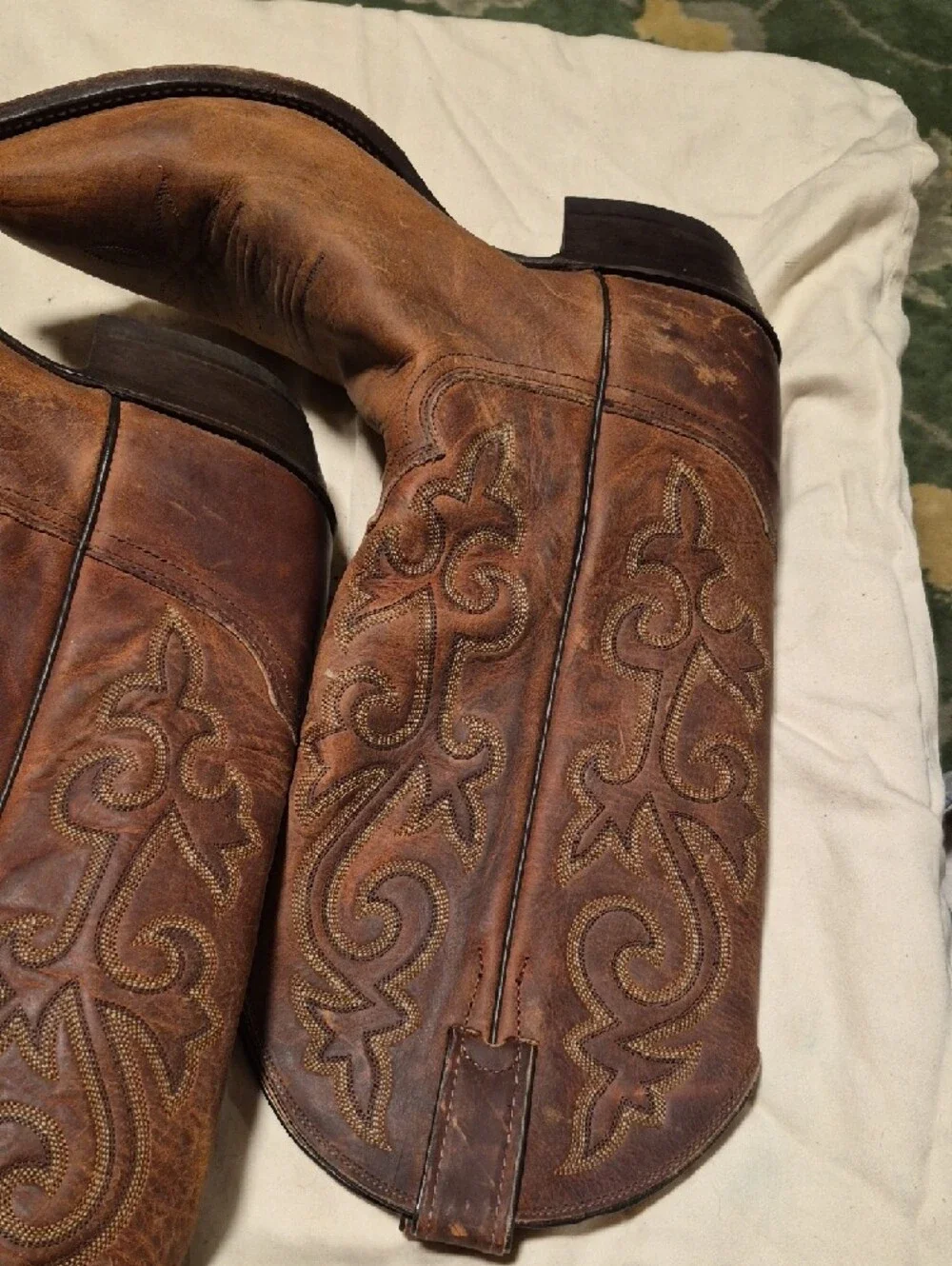 Justin Boots Men's Distressed Brown Leather Western Boots
